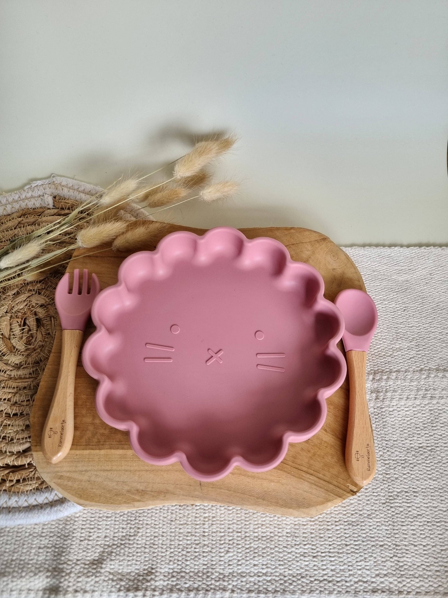 Set silicone Bordje Leeuw + vork en lepel - Poederroze